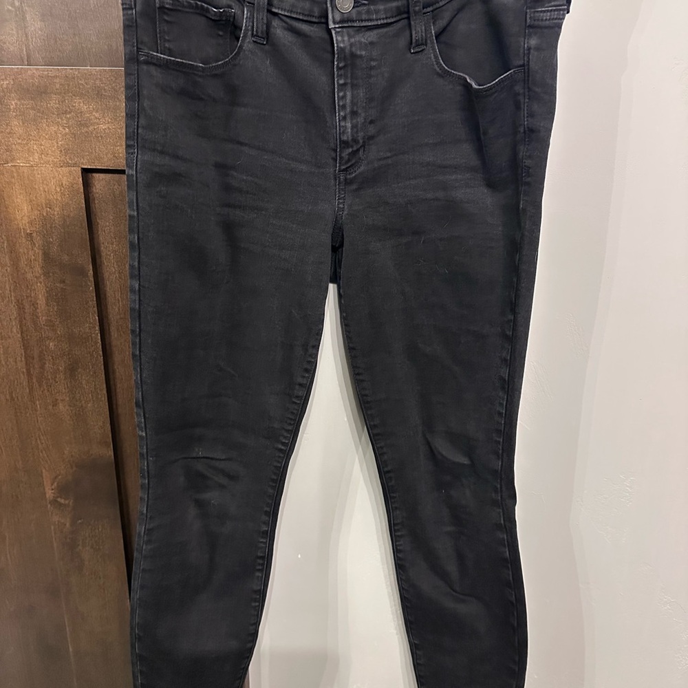 GAP Women’s Black Mid Rise Jegging Skinny Jeans | Size 31R (size 12)